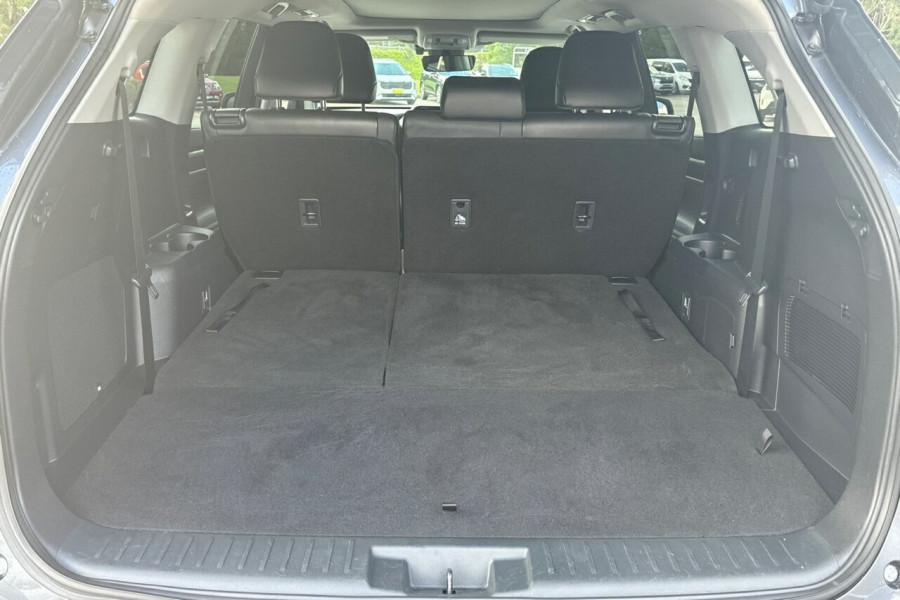 2021 Toyota Kluger AXUH78R Grande Wagon Image 19