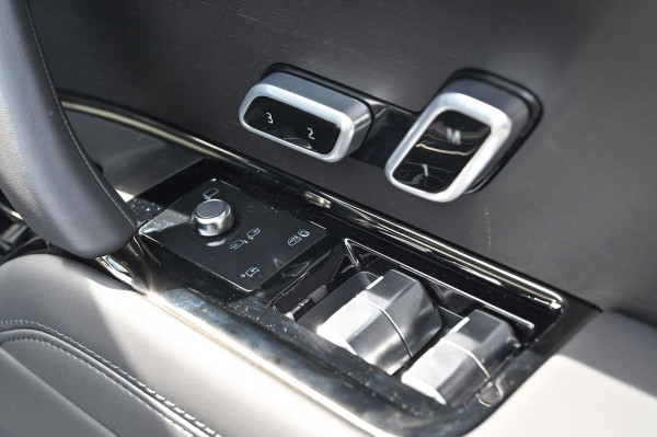 2026 Land Rover Range Rover Sport L461 D300 Dynamic SE SUV image 18