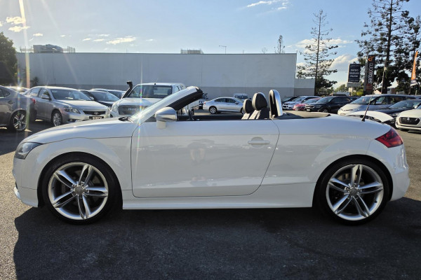 2009 Audi TTS 8J  Convertible Image 10