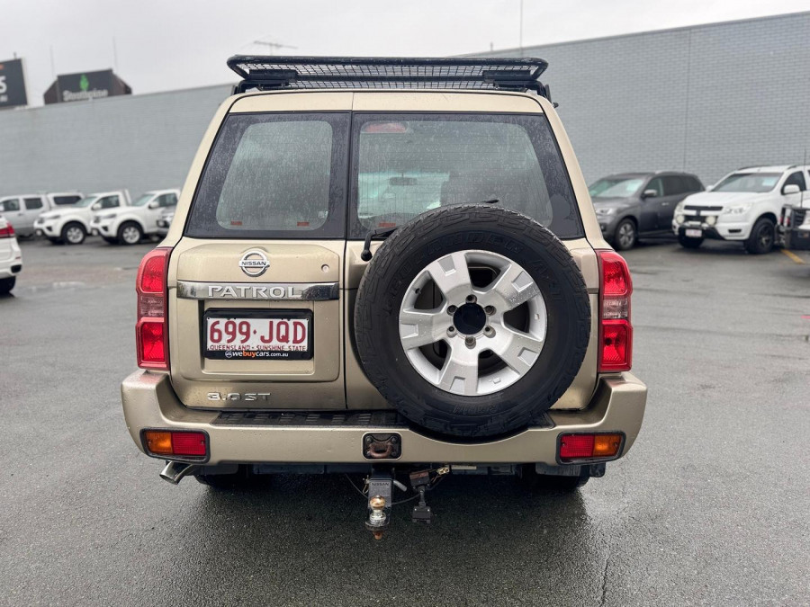 2006 Nissan Patrol GU IV ST SUV Image 9