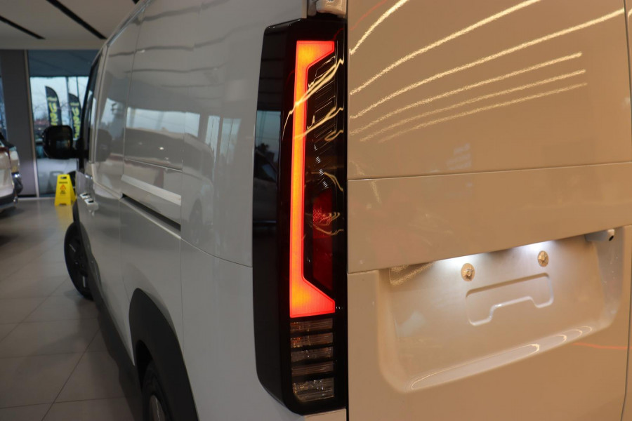 2026 Kia PV5 SW Cargo S Long Range Van Image 13