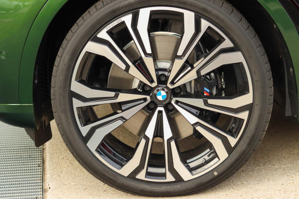 2026 BMW X7 G07 LCI M60i SUV image 6