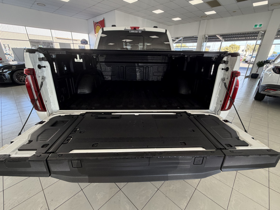 2024 Ford F-150 Platinum Ute Image 16