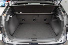 2024 MG MG4 MEH32 Essence 64 Hatch