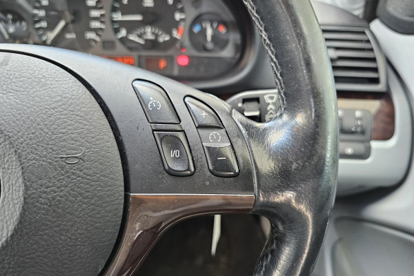 2004 BMW 3 Series E46 318i M Sport Sedan Image 15