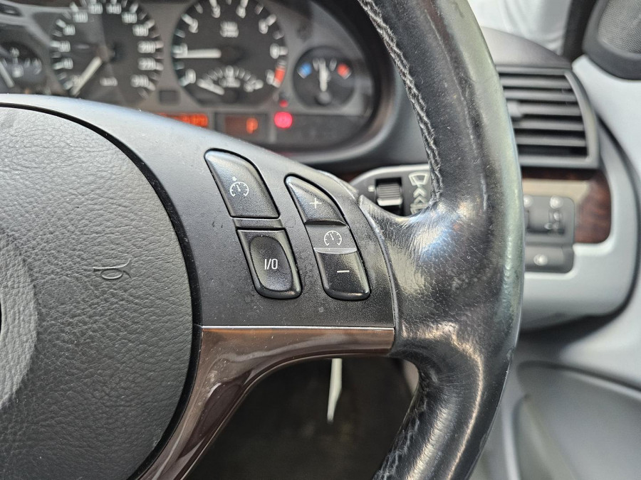 2004 BMW 3 Series E46 318i M Sport Sedan Image 15