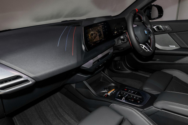 2025 BMW 1 Series F70 M135 xDrive Hatch image 11