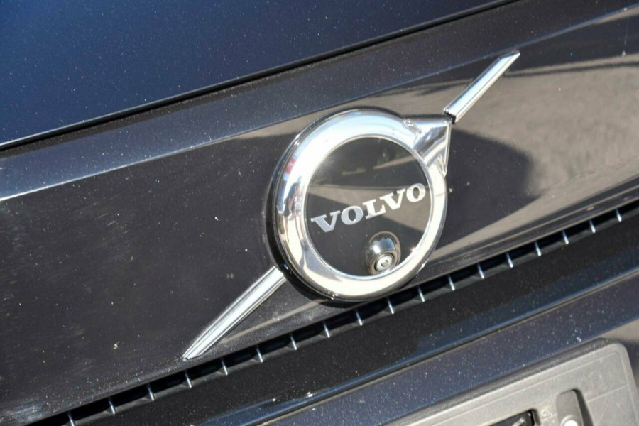 2023 Volvo C40 XK Recharge Twin SUV Image 19