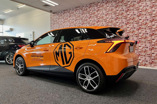 2023 MG MG4 Essence Long range (530km) Hatch