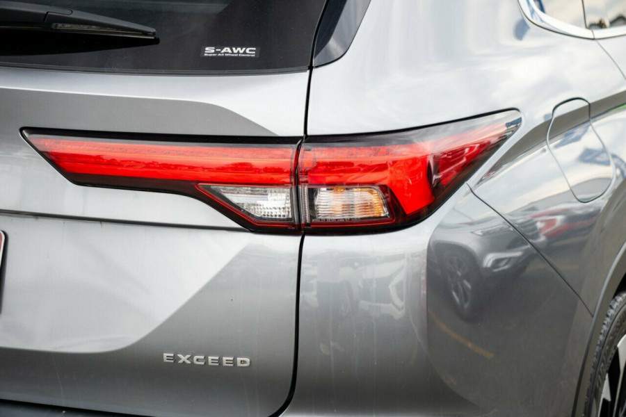 2023 Mitsubishi Outlander ZM Exceed SUV Image 7