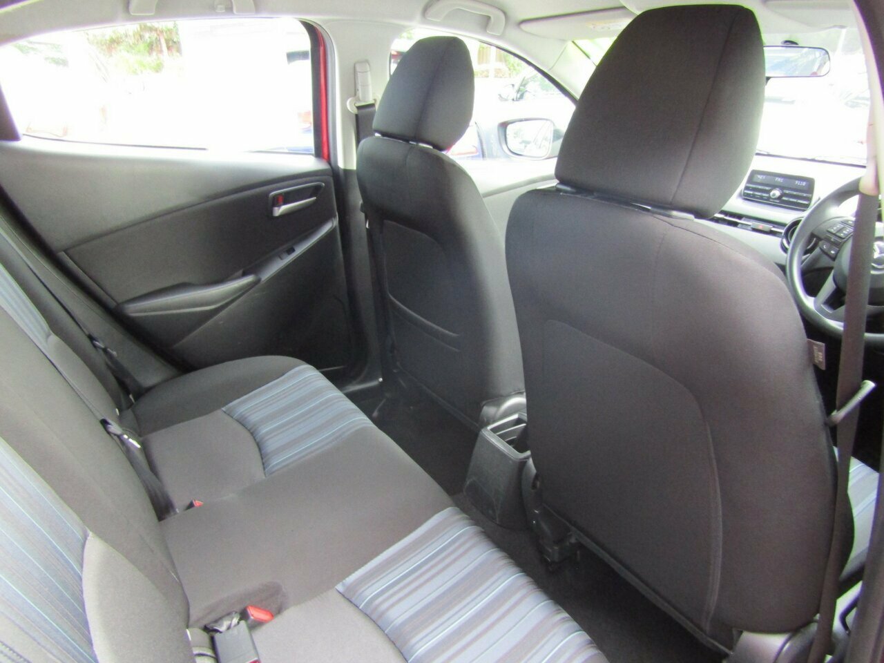 2016 Mazda 2 DJ2HAA Neo SKYACTIV-Drive Hatchback Image 16