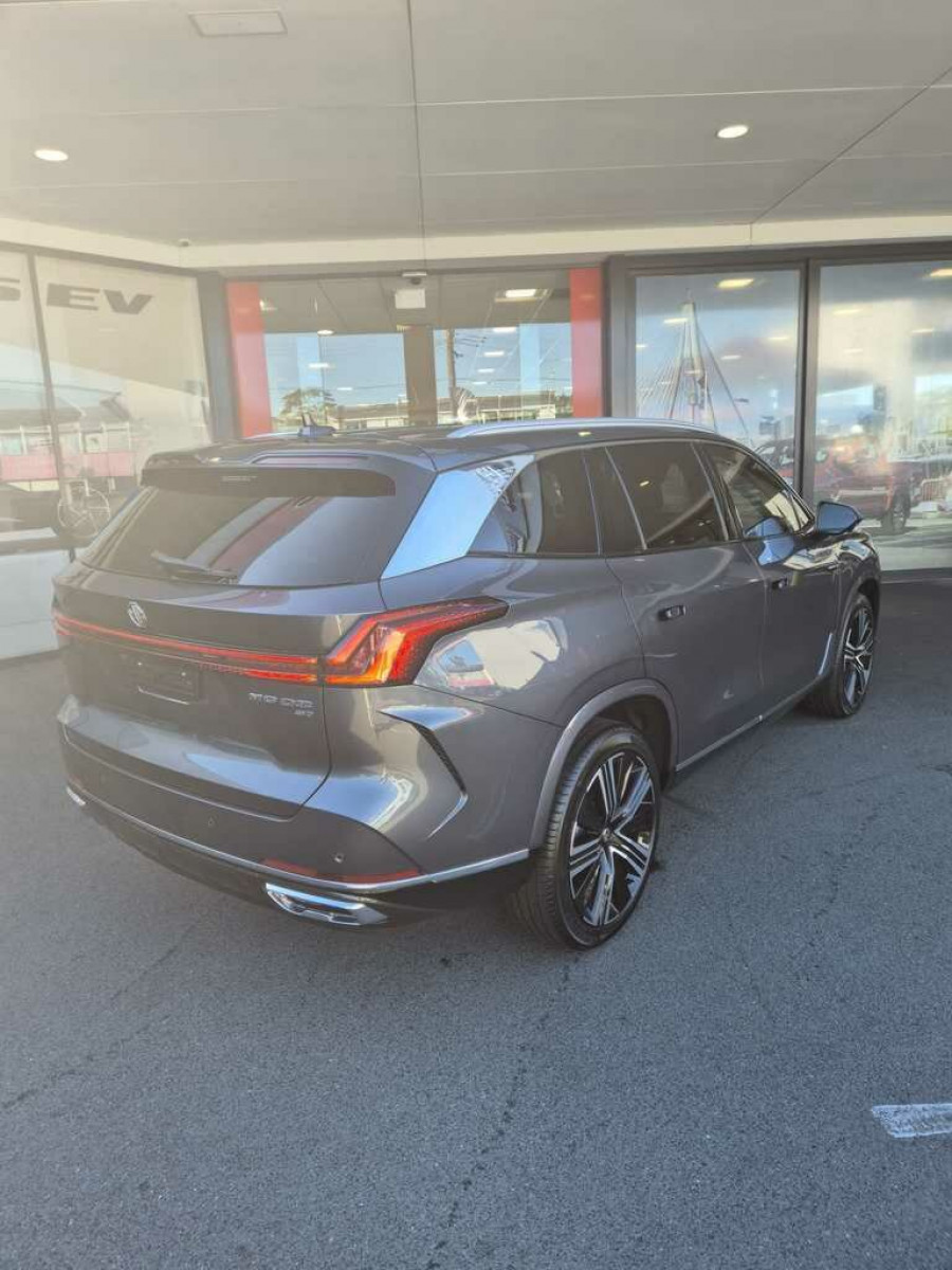 2025 MG QS IS31 Essence SUV Image 5
