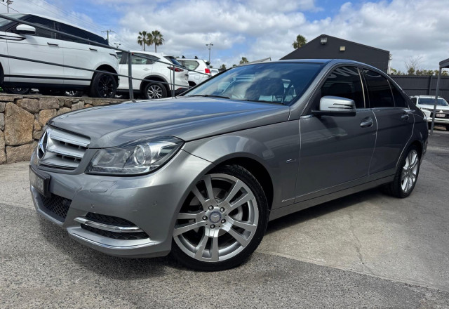 2012 Mercedes-Benz C-Class W204 C250 BlueEFFICIENCY Elegance Sedan