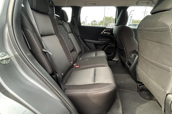 2022 Mitsubishi Outlander ZM ES SUV Image 24