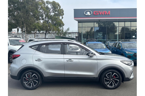 2023 MG ZST  Essence SUV