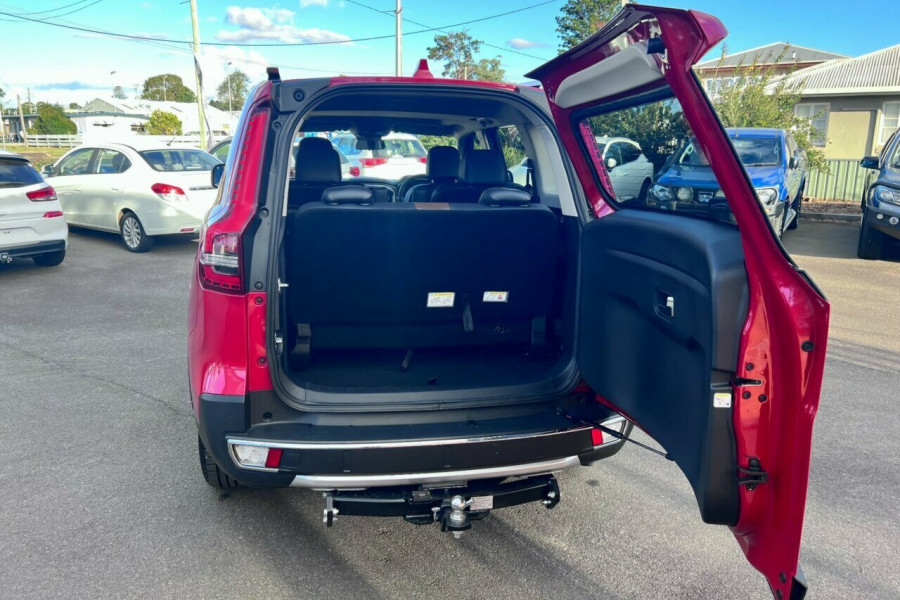 2023 Mahindra Scorpio  Z8 SUV Image 8