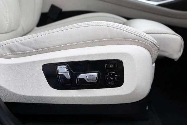 2026 BMW X7 G07 LCI xDrive40i M Sport SUV