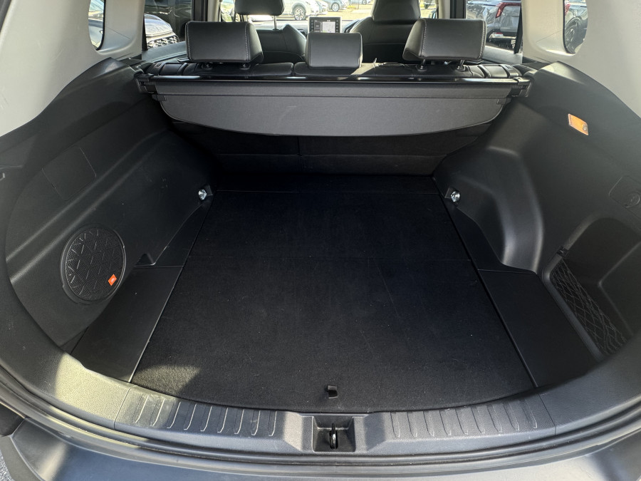 2019 Toyota RAV4 ASA44R Cruiser SUV Image 11