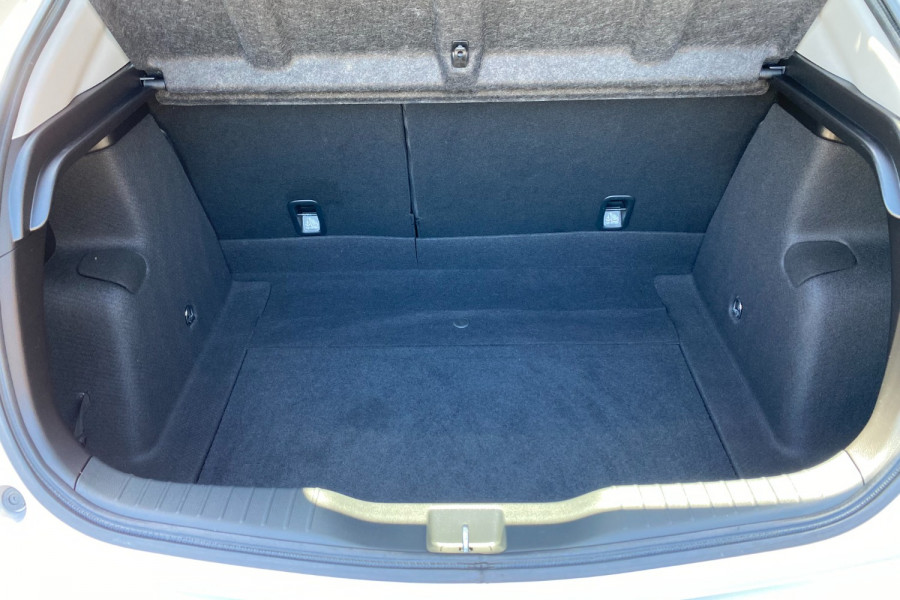 2013 Honda Civic 9th Gen VTi-S Hatch Image 21