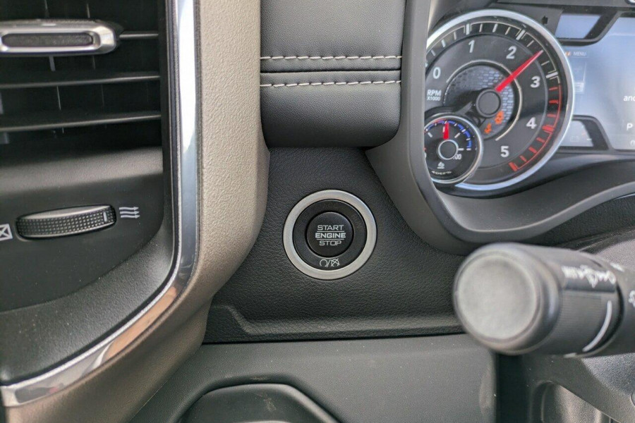2023 Ram 2500 DJ Laramie Ute Image 13
