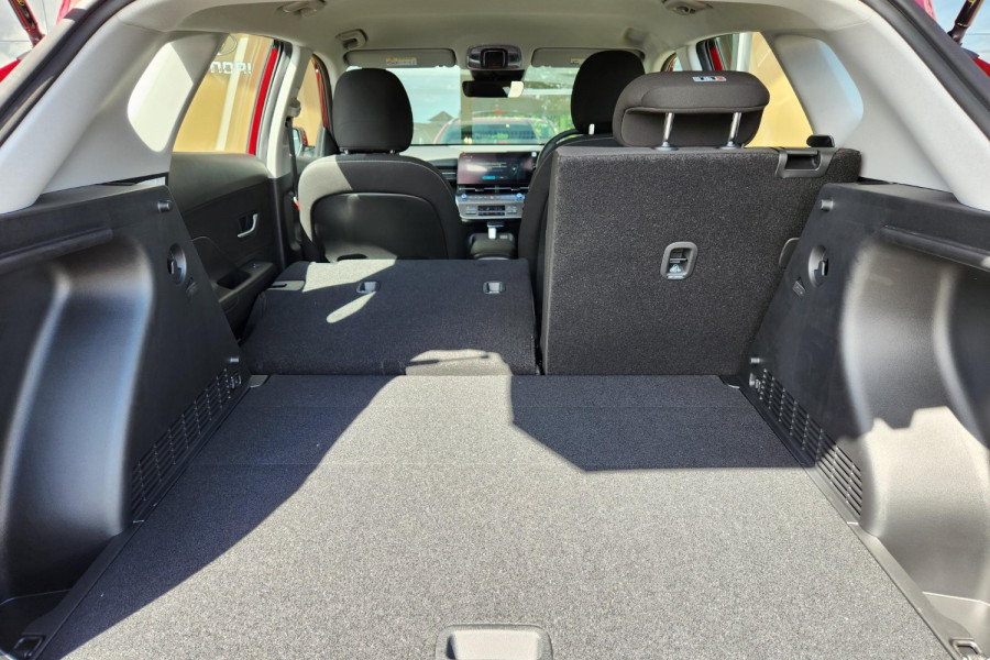 2025 Hyundai KONA SX2.V2  SUV Image 24