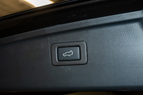 2016 [THIS VEHICLE IS SOLD] image 20