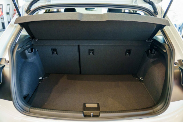 2026 Volkswagen Polo AE 85TSI Life Hatch Image 6
