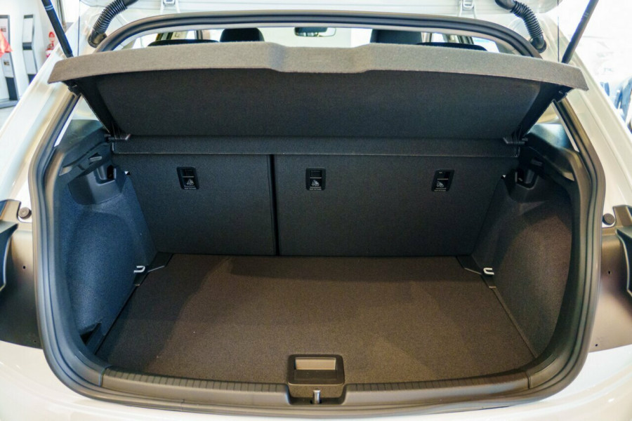 2026 Volkswagen Polo AE 85TSI Life Hatch Image 6