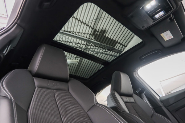 2024 MY25 Audi Q4 e-tron F4 45 SUV image 15
