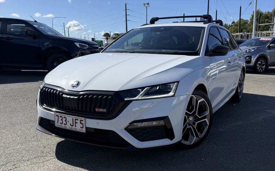 2023 MY23.5 Skoda Octavia NX RS SUV Image 2