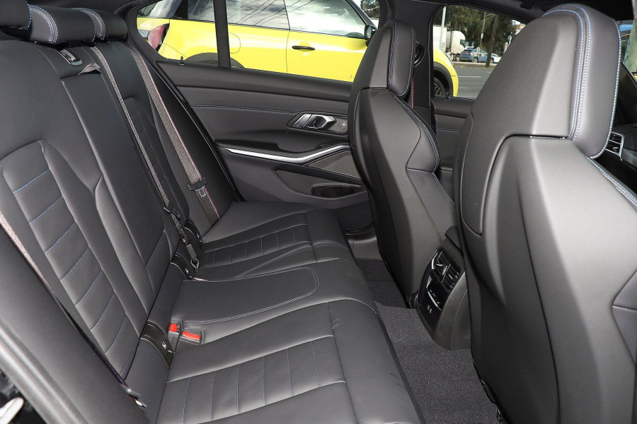 2025 BMW 3 Series G20 LCI II 330i M Sport Sedan