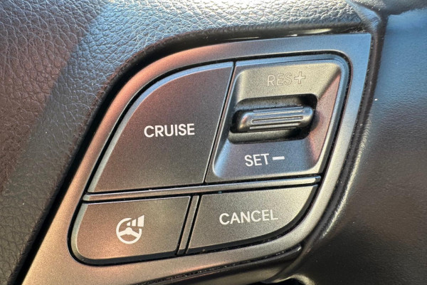 2015 Hyundai Santa Fe DM Highlander SUV Image 23