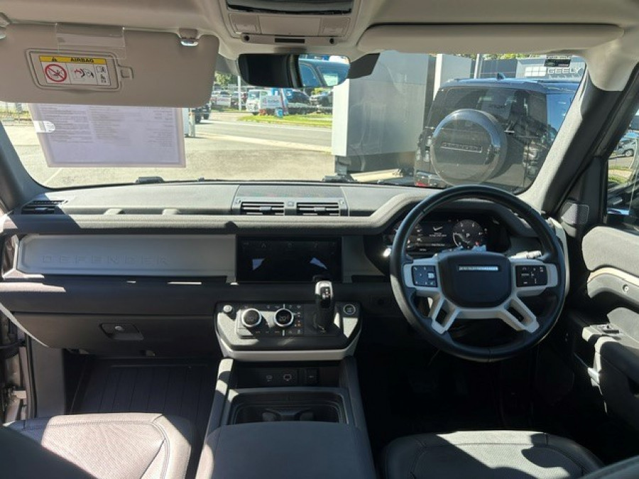 2023 MY23.5 Land Rover Defender L663 90 D250 S SUV Image 12