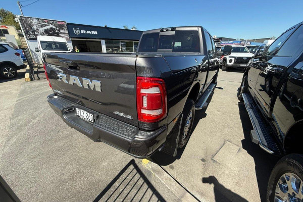 2024 Ram 2500 Laramie RamBox Ute Image 5
