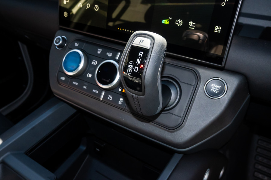 2026 Land Rover Defender L663 110 D350 X-Dynamic SE SUV