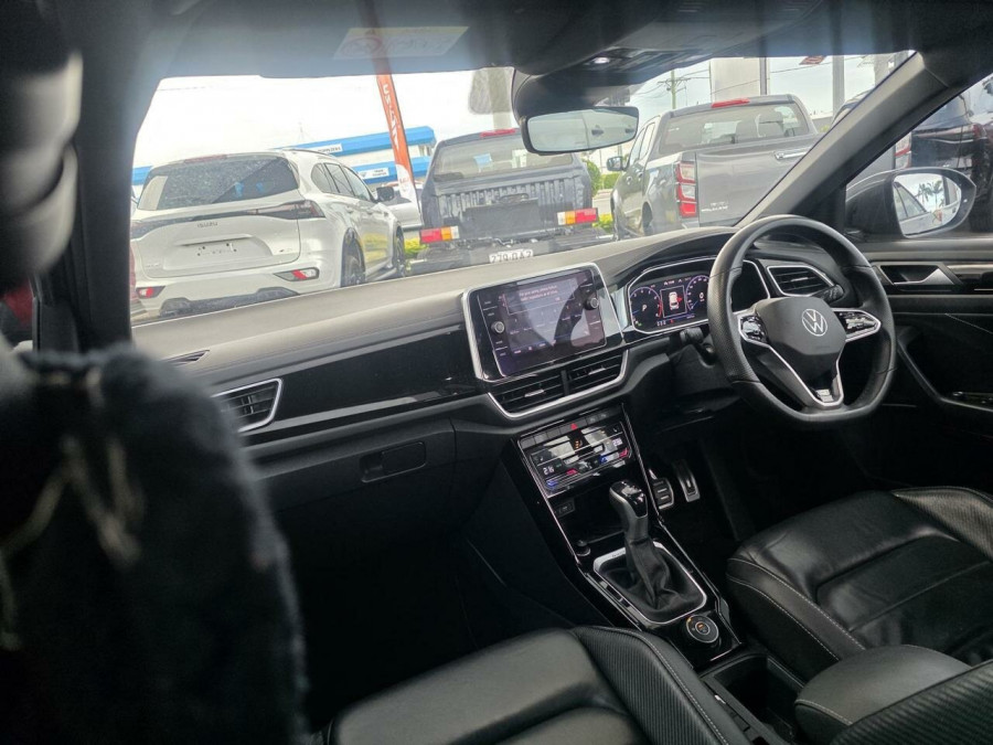 2022 MY23 Volkswagen T-Roc D11 140TSI R-Line SUV Image 12