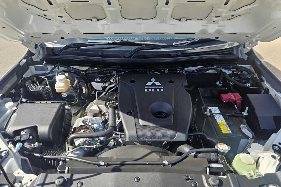 2021 Mitsubishi Triton MR GLX Ute Image 12