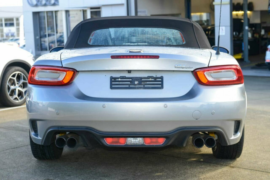 2016 Abarth 124 348 Spider Coupe Image 6
