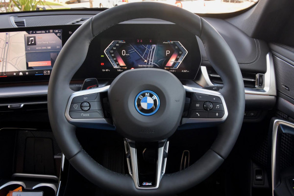 2026 BMW iX1 U11 xDrive30 M Sport SUV image 8