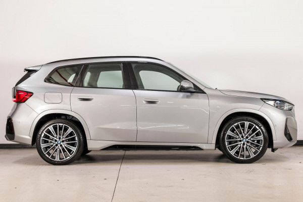 2026 BMW X1 U11 xDrive25e M Sport SUV image 3