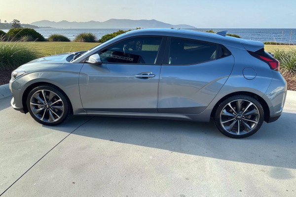 2019 MY20 Hyundai Veloster JS  Coupe Image 7