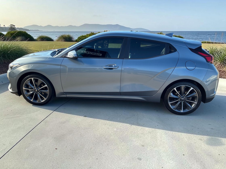 2019 MY20 Hyundai Veloster JS  Coupe Image 7