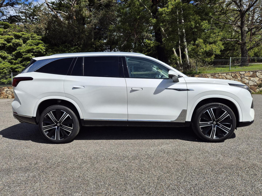 2025 MG QS IS31 Essence SUV Image 2