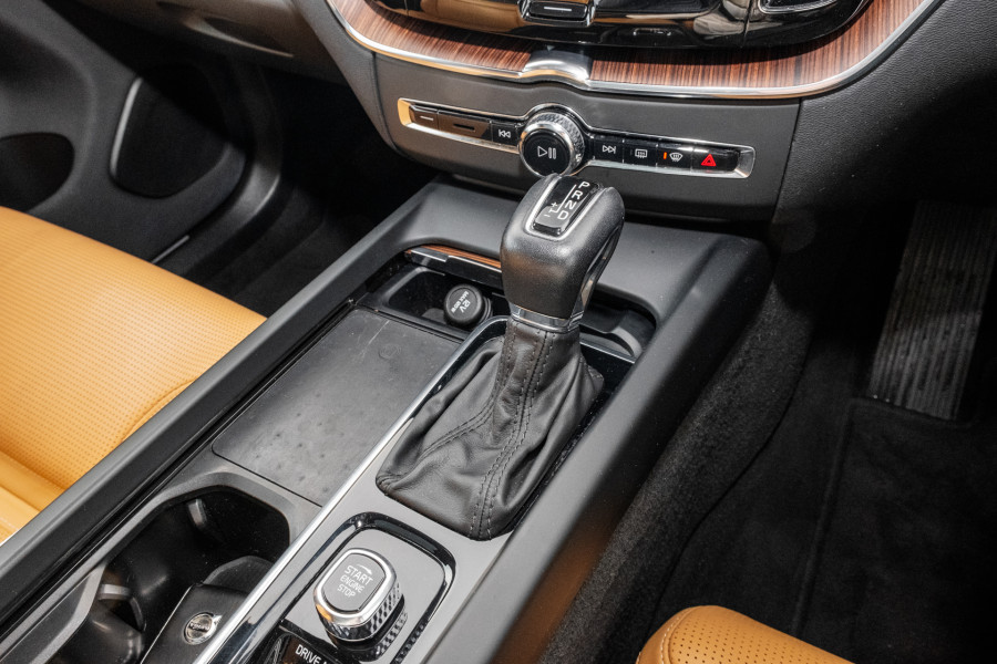 2021 Volvo XC60 UZ T5 SUV Image 18
