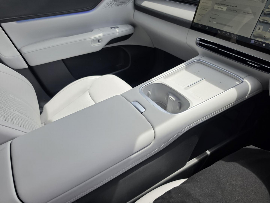 2026 XPeng G6  Long Range SUV Image 26