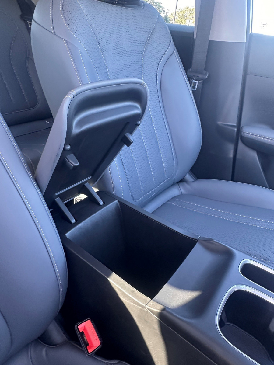 2026 Geely EX2 E22H Inspire Hatch Image 18