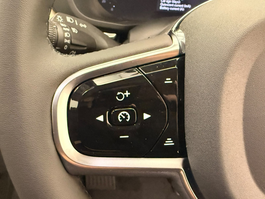 2026 Volvo XC60 UZ Ultra B5 Dark SUV Image 14