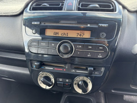 2014 MY15 Mitsubishi Mirage LA ES Sedan image 15