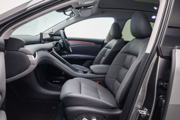 2026 MG IM6 Performance Sedan Image 17