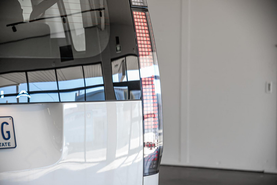 2022 Hyundai Staria US4.V1  People Mover Image 9